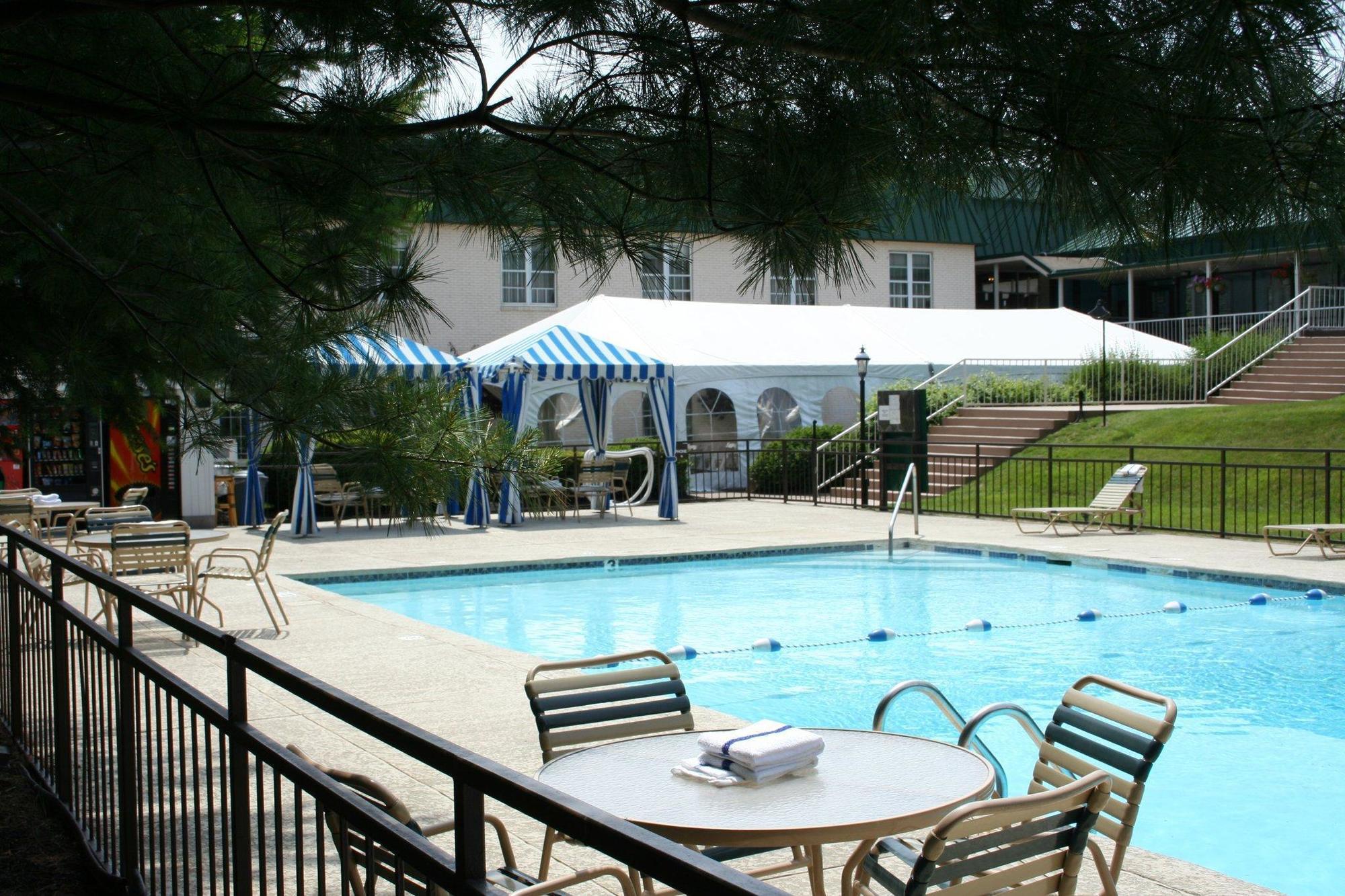 Park Inn By Radisson Harrisburg West Mechanicsburg Buitenkant foto