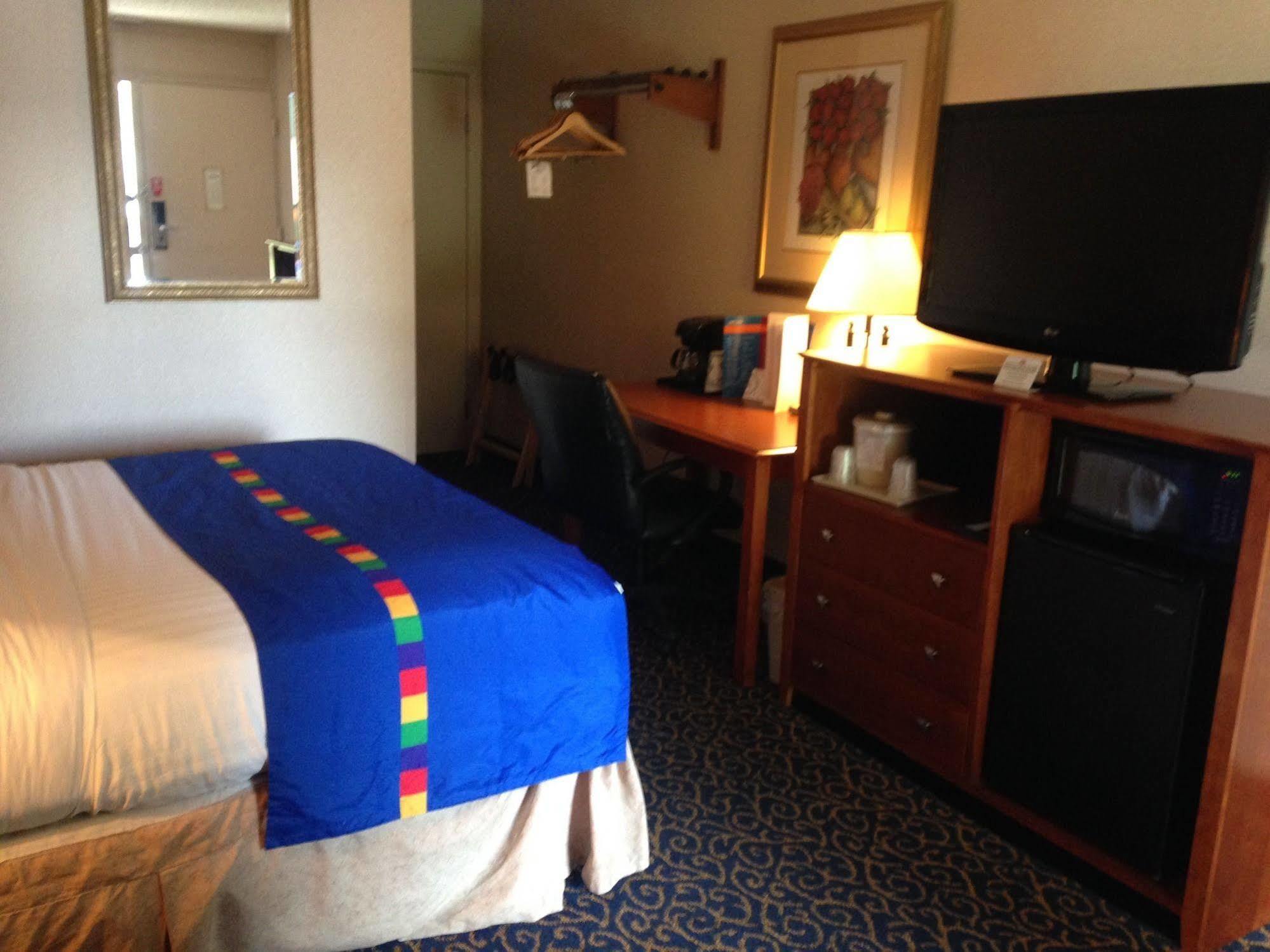 Park Inn By Radisson Harrisburg West Mechanicsburg Buitenkant foto