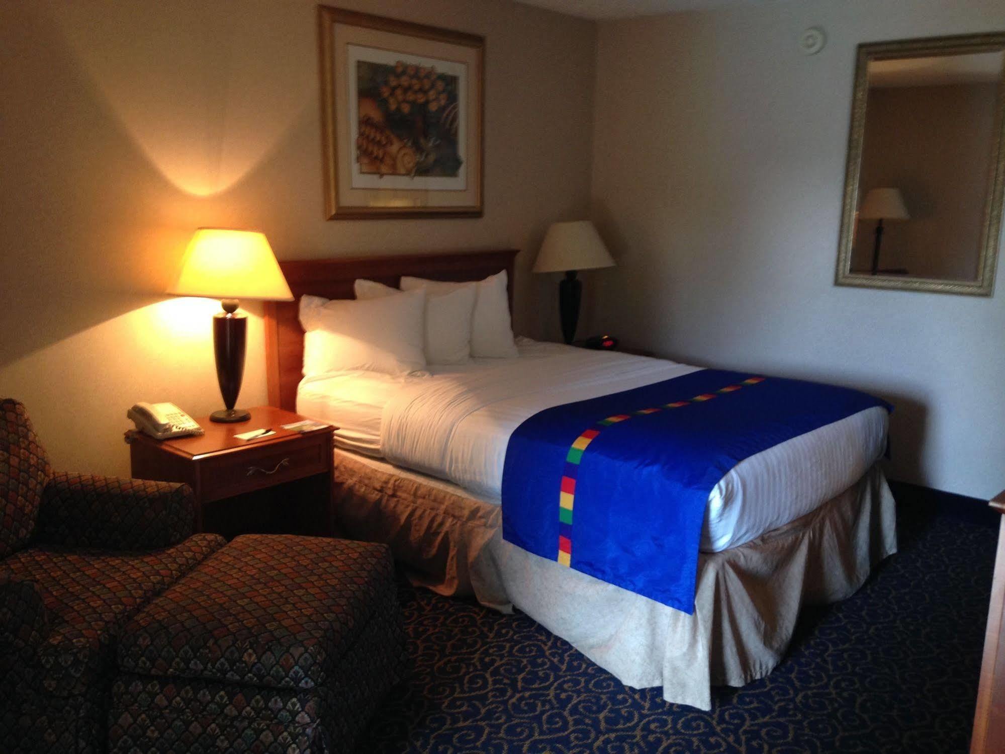 Park Inn By Radisson Harrisburg West Mechanicsburg Buitenkant foto