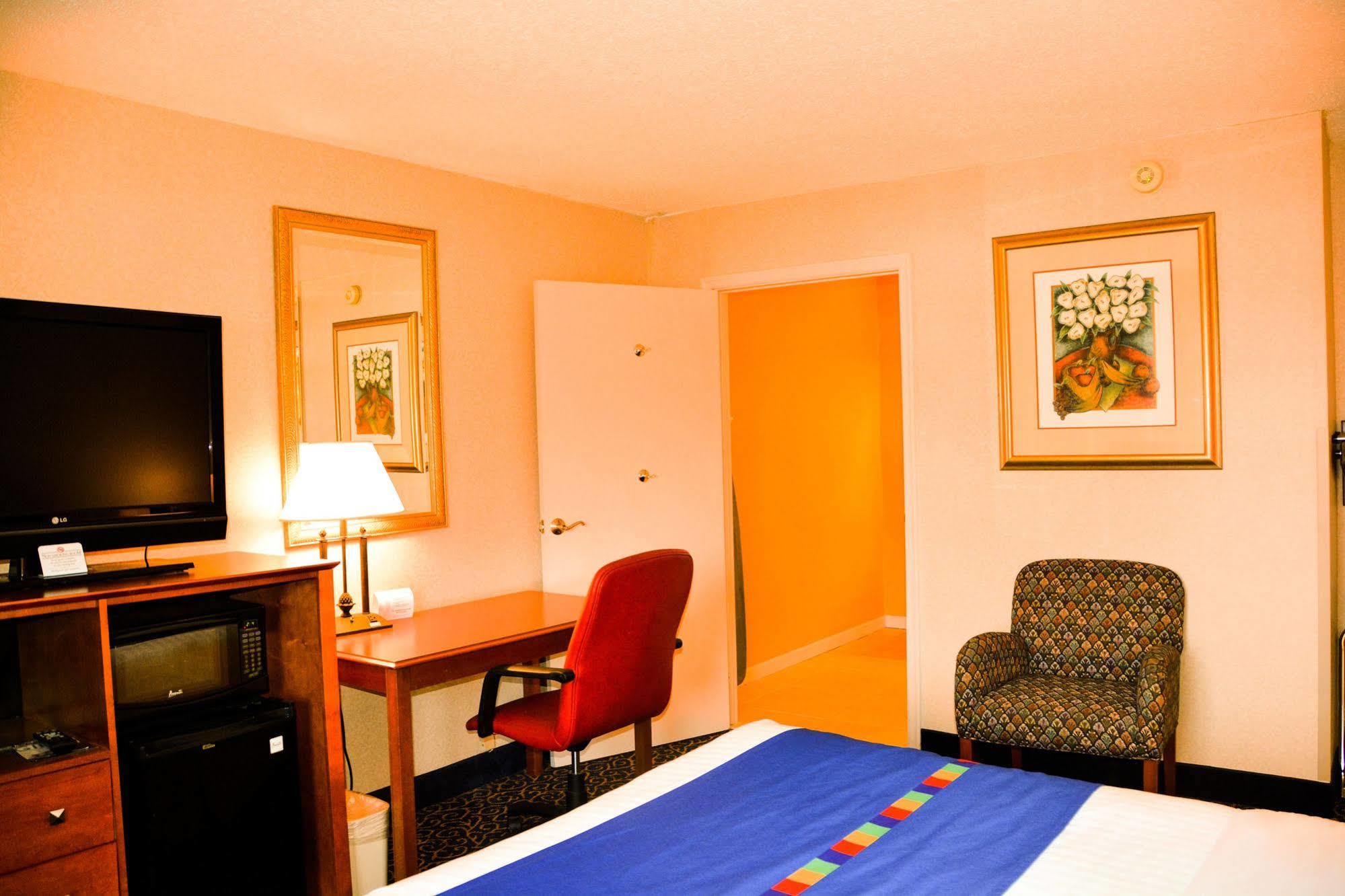 Park Inn By Radisson Harrisburg West Mechanicsburg Buitenkant foto